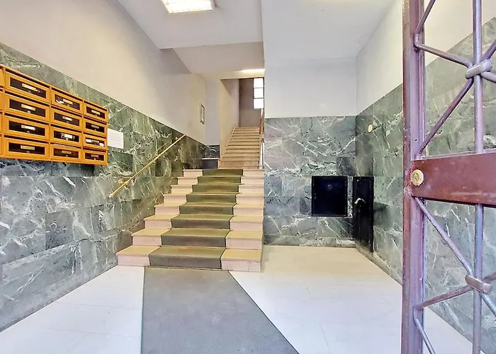 Domus 68 - With Terrace Appartement *